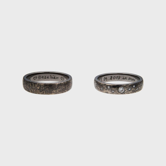 Eheringe Ruff Black -  Verlobung - Hochzeit -  RINGKING Max Grün - Goldschmied aus Leidenschaft