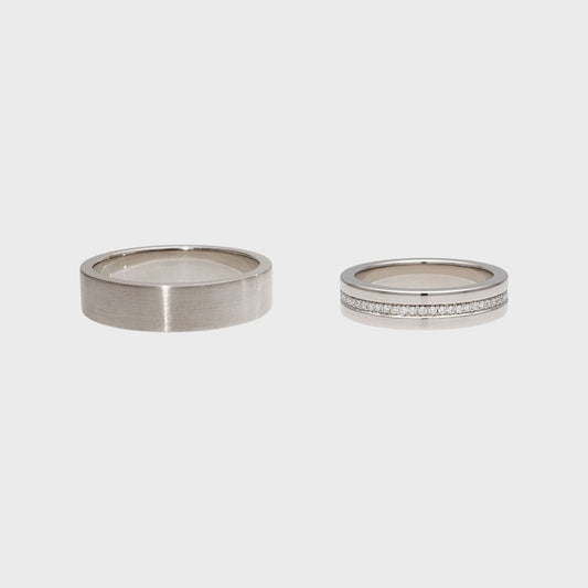 Eheringe Micro Pavé Mitte -  Verlobung - Hochzeit -  RINGKING Max Grün - Goldschmied aus Leidenschaft