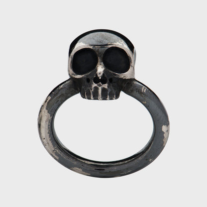 Handgefertigter Totenkopfring Mini -  Unikate -  RINGKING Max Grün - Goldschmied aus Leidenschaft