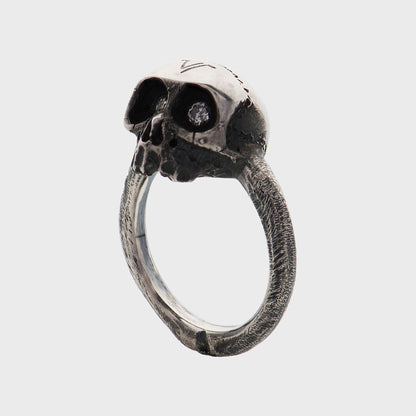 Totenkopfring Mini -  Unikate -  RINGKING Max Grün - Goldschmied aus Leidenschaft